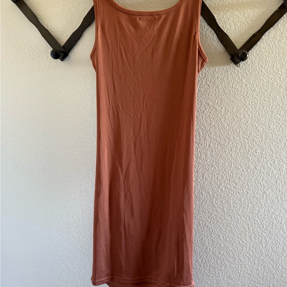 Brown Rust sleeveless Maternity Dress - Picture 4 of 4